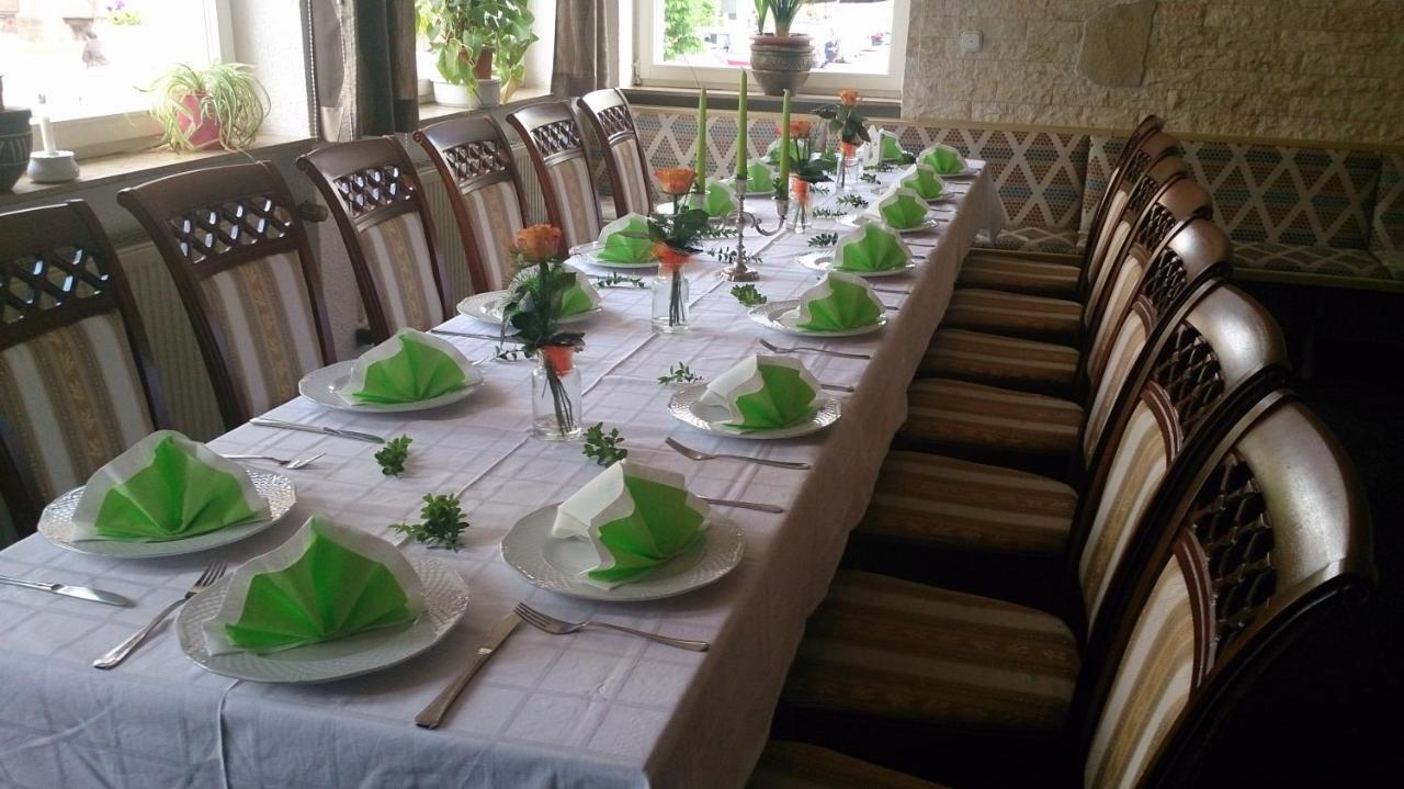 Hotel Stadt Luegde エクステリア 写真